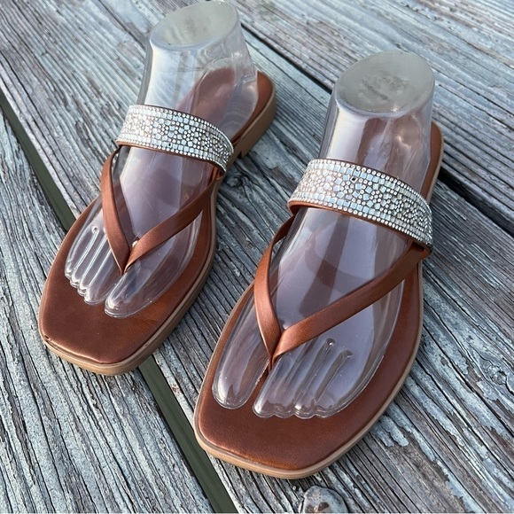 Italian shoemakers rhinestones summer sandals - Picture 1 of 9